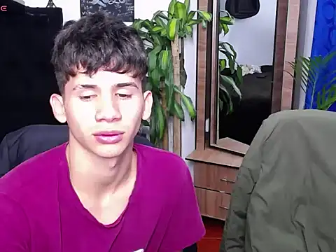  noahdiaz online show from February 25, 4:23 am