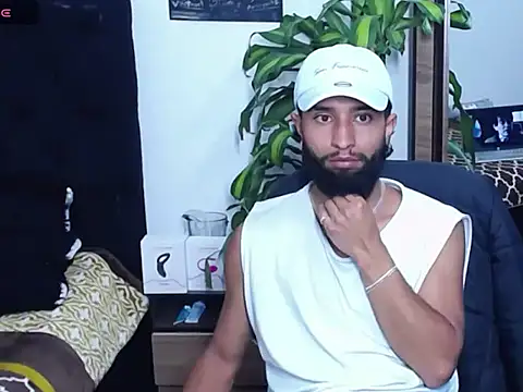  noahdiaz online show from February 23, 4:03 am