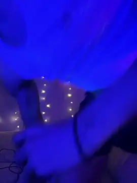 magic man1085 online show from April 17, 6:05 am