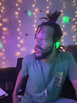 magic man1085 online show from April 8, 12:01 am