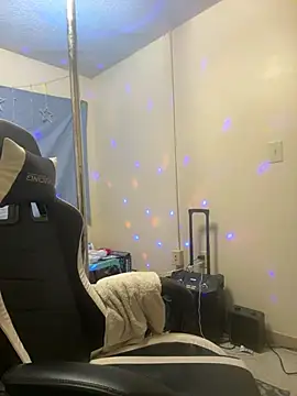 magic man1085 online show from March 20, 6:36 am