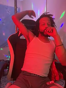 magic man1085 online show from March 11, 3:22 am