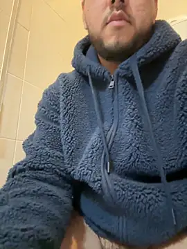 latinocalientehot online show from March 19, 8:42 pm