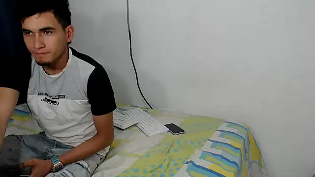 Snapshot of the_skinny_one chatting on February 23, 12:17 pm the skinny one online show from February 23, 12:17 pm