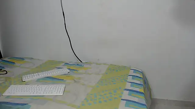 Snapshot of the_skinny_one chatting on February 27, 12:05 pm the skinny one online show from February 27, 12:05 pm