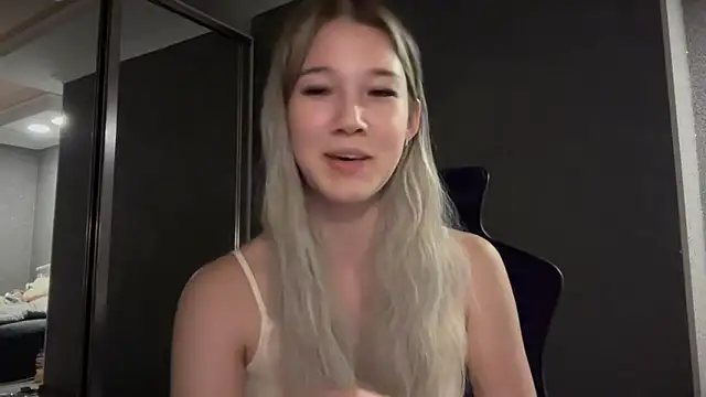 lilXdomiii online show from March 12, 1:04 pm