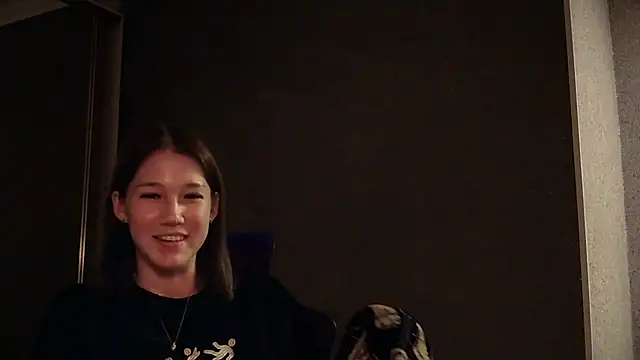 lilXdomiii online show from April 23, 3:13 pm