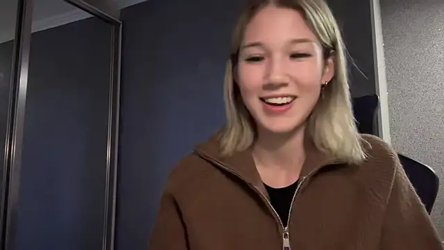 lilXdomiii online show from April 9, 11:38 am