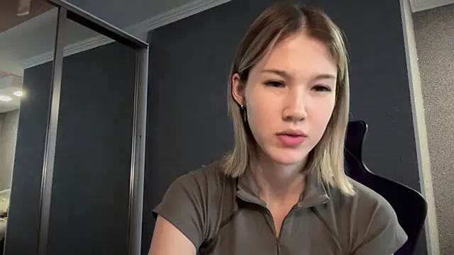 lilXdomiii online show from March 30, 11:01 am