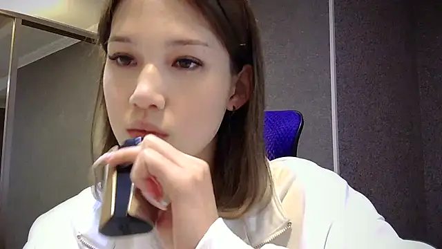 lilXdomiii online show from April 27, 9:51 am