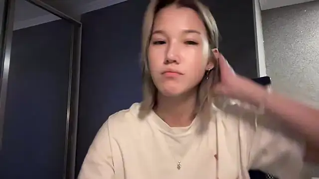 lilXdomiii online show from March 24, 2:39 pm