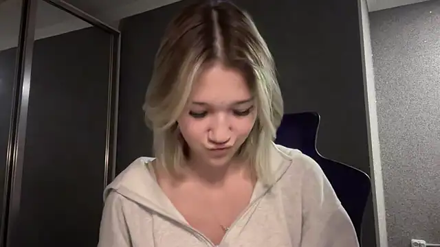 lilXdomiii online show from April 4, 12:34 pm