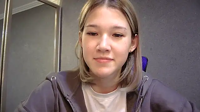 lilXdomiii online show from April 22, 9:27 am