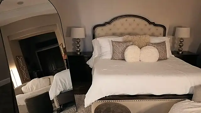 Hot Wife Amber online show from July 23, 3:48 am