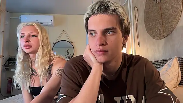 twl8vibe online show from April 15, 4:22 pm