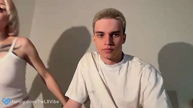 twl8vibe online show from February 8, 4:48 pm