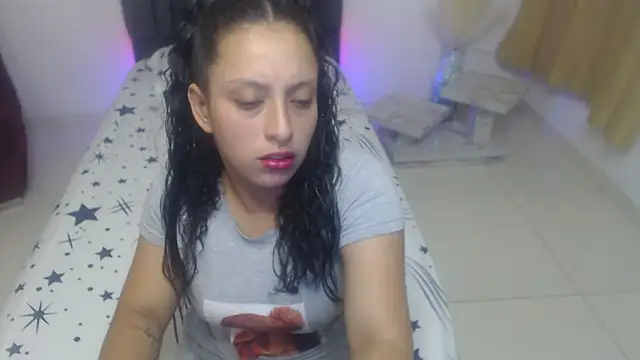 Barbara D Valencia online show from March 25, 3:55 pm