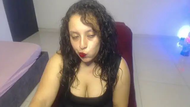 Barbara D Valencia online show from May 21, 4:04 pm