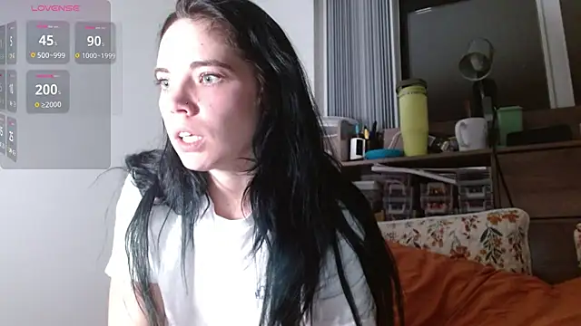 Snapshot of ahungkittykat chatting on June 29, 6:42 am ahungkittykat online show from June 29, 6:42 am