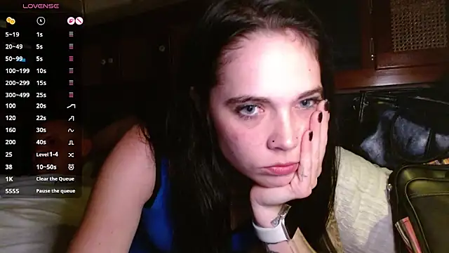 Snapshot of ahungkittykat chatting on June 2, 1:38 am ahungkittykat online show from June 2, 1:38 am