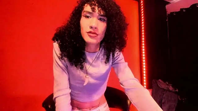 Snapshot of PervertedMissCloe chatting on February 12, 2:06 pm PervertedMissCloe online show from February 12, 2:06 pm