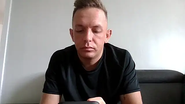 verscub6969 online show from March 7, 9:37 am