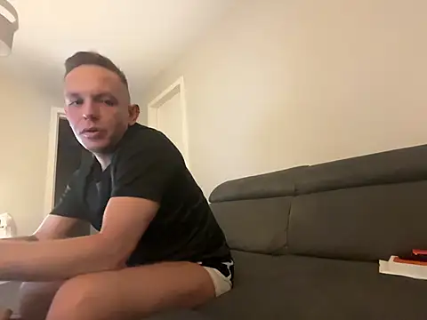 verscub6969 online show from March 6, 8:48 pm