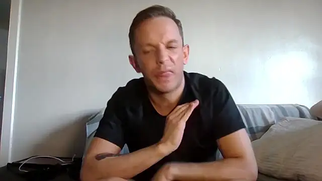 verscub6969 online show from March 27, 4:19 pm