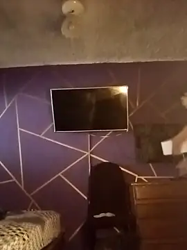 Snapshot of honeymannn chatting on February 4, 8:15 pm honeymannn online show from February 4, 8:15 pm