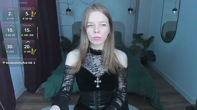  Tina Tayllor  online show from May 19, 9:22 pm