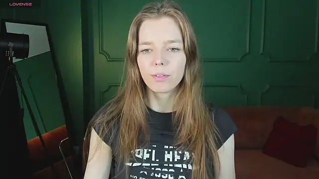 Snapshot of _Tina_Tayllor_ chatting on February 27, 9:36 pm Tina Tayllor online show from February 27, 9:36 pm