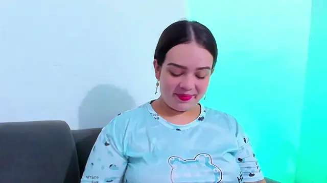 Emely pregnantt online show from March 18, 5:32 am