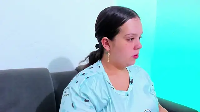Emely pregnantt online show from March 10, 5:44 am