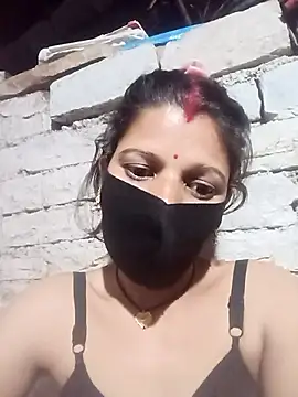 Divya-11431 online show from April 3, 4:13 pm