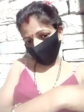 Snapshot of Divya-11431 chatting on February 4, 3:51 pm Divya-11431 online show from February 4, 3:51 pm