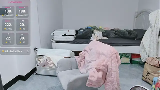 Snapshot of Eliana-ik chatting on February 13, 4:07 pm Eliana-ik online show from February 13, 4:07 pm