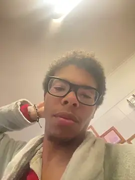 ELPikaPreta online show from February 6, 4:08 am