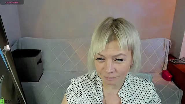 Ann Annise online show from April 12, 8:39 am