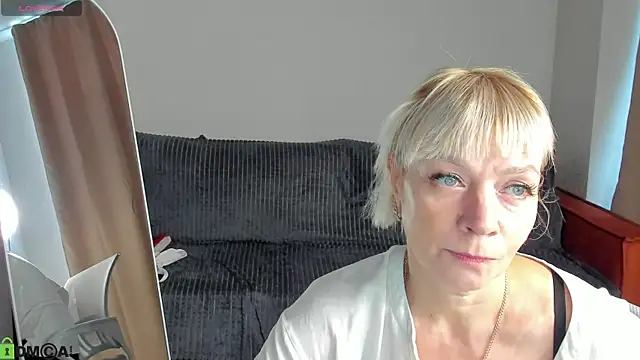 Ann Annise online show from May 23, 12:53 am