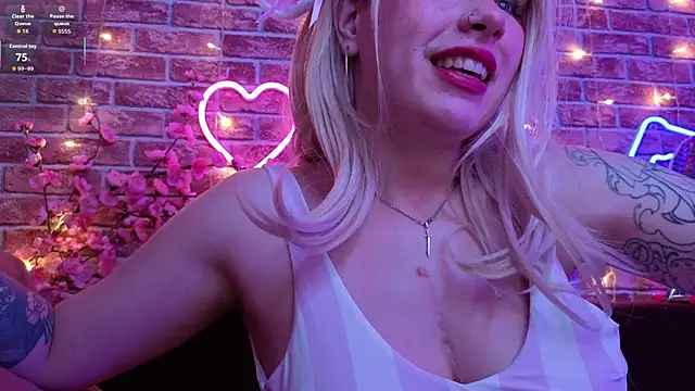 AnnaQuiin online show from March 27, 3:04 am