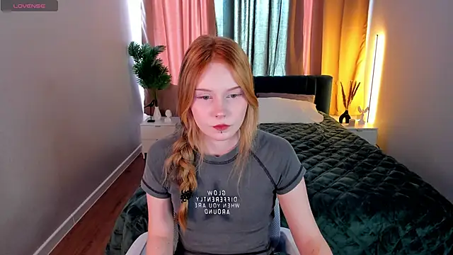 Julia Anis online show from February 3, 6:22 am