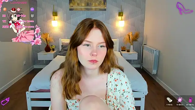 Julia Anis online show from March 12, 1:11 am