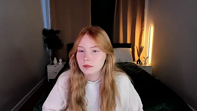 Julia Anis online show from February 5, 2:18 am