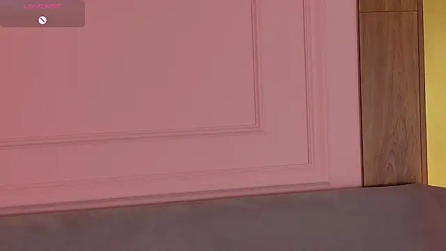 VivanWestwood online show from April 15, 5:17 pm