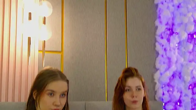 Snapshot of VivanWestwood chatting on July 10, 6:19 pm VivanWestwood online show from July 10, 6:19 pm