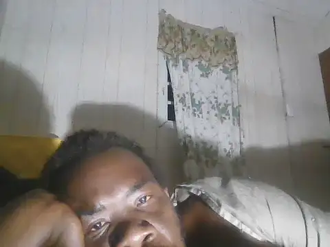 Snapshot of Prikev38452 chatting on June 24, 2:43 am Prikev38452 online show from June 24, 2:43 am