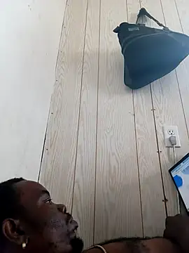 Snapshot of Prikev38452 chatting on February 24, 6:53 pm Prikev38452 online show from February 24, 6:53 pm