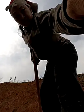 Snapshot of Ami-su chatting on February 27, 3:40 am Ami-su online show from February 27, 3:40 am