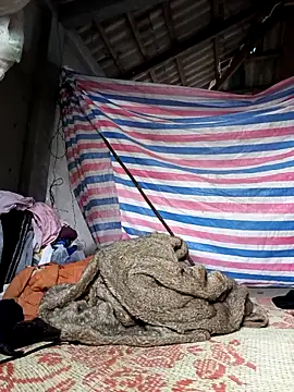 Snapshot of Ami-su chatting on February 24, 5:52 am Ami-su online show from February 24, 5:52 am