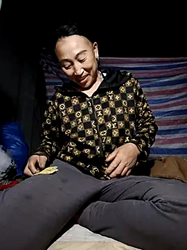 Ami-su online show from April 1, 2:36 pm